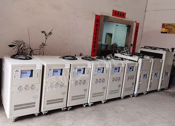 冷水机长时间未使用，再次重启该如何操作？